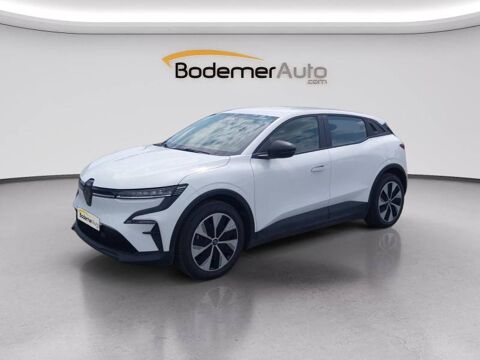 M&eacute;gane Megane E-Tech EV60 130ch super charge Evolution ER 2023 occasion 22000 Saint-Brieuc