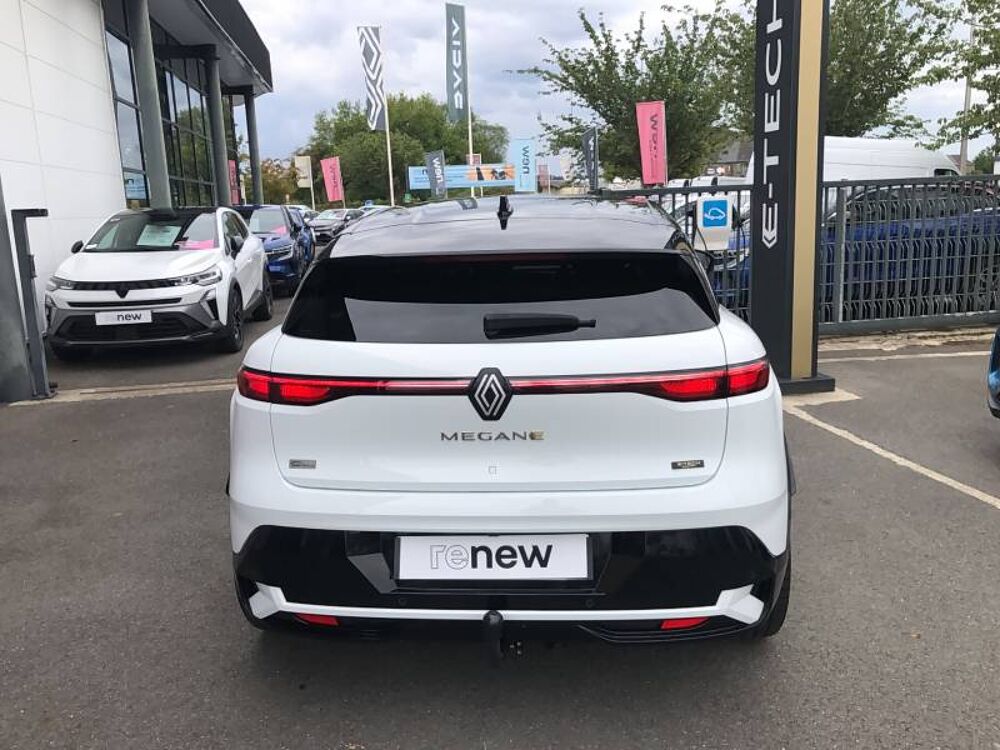 M&eacute;gane Megane E-Tech EV60 220 ch super charge Iconic 2023 occasion 14500 Vire