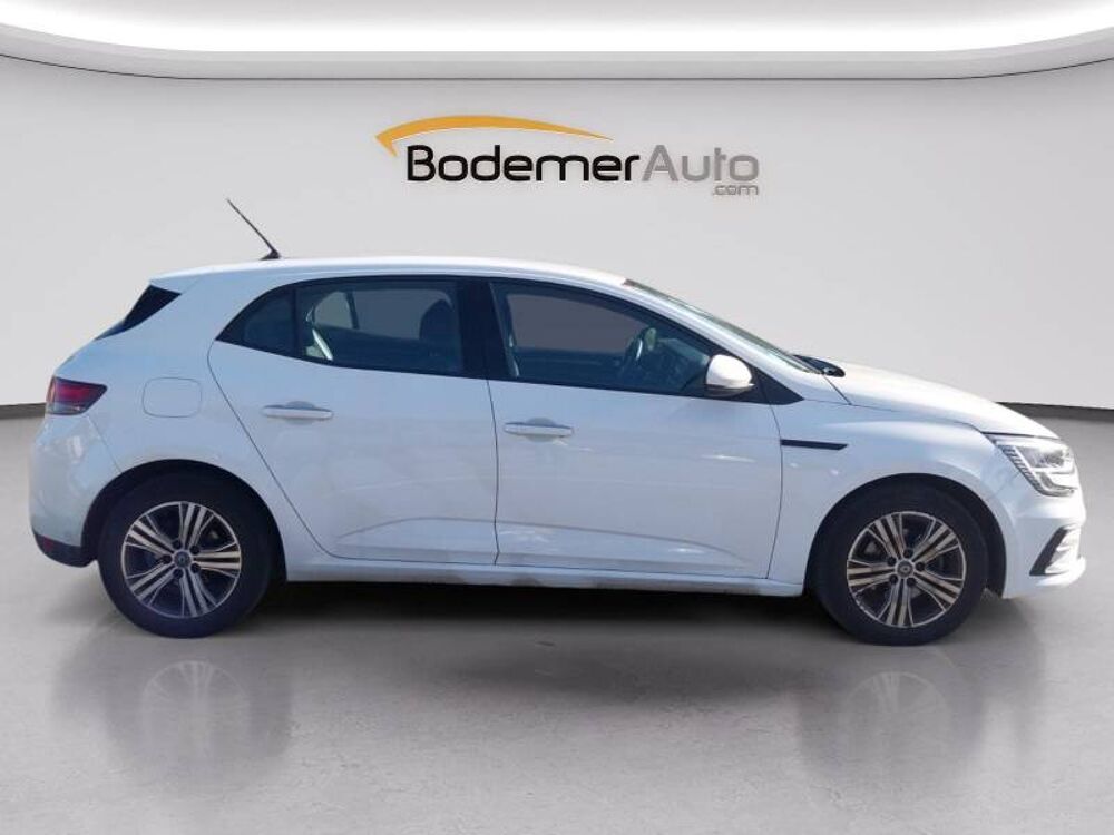 M&eacute;gane Megane IV Berline Blue dCi 115 Evolution 2022 occasion 22600 Loud&eacute;ac