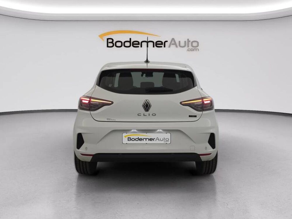 Clio E-Tech full hybrid 145 Evolution 2023 occasion 29000 Quimper