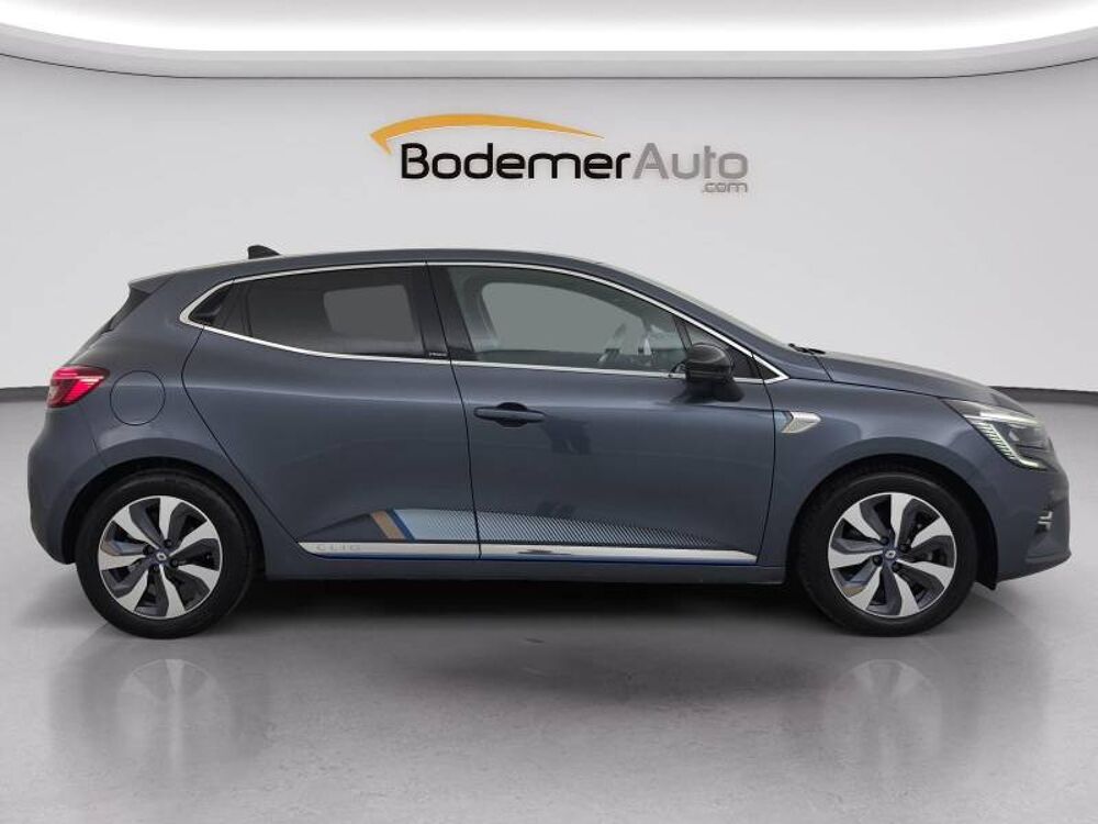 Clio E-Tech 140 - 21 Premi&egrave;re Edition 2021 occasion 29900 Concarneau
