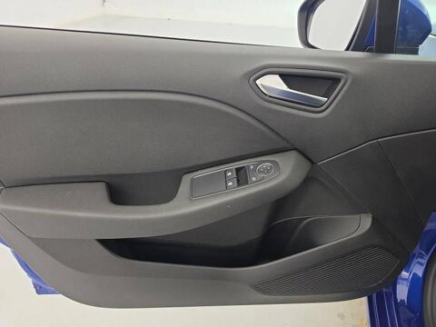 Clio E-Tech 140 - 21N Business 2022 occasion 29900 Concarneau