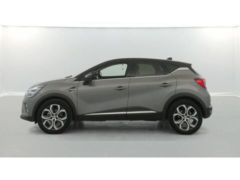 Captur E-Tech full hybrid 145 Techno 2023 occasion 56800 Plo&euml;rmel