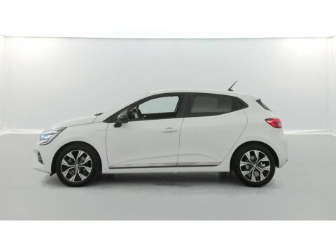 Clio E-Tech full hybrid 145 Evolution Boite Automatique 2022 occasion 29000 Quimper