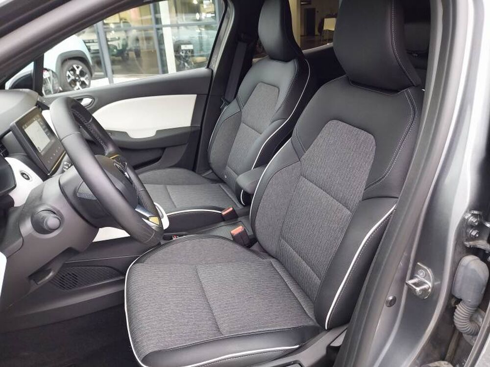 Clio E-Tech full hybrid 145 Techno 2023 occasion 61200 Argentan