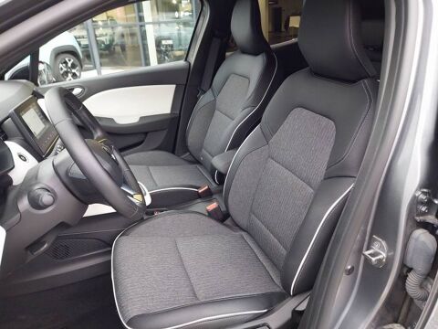 Clio E-Tech full hybrid 145 Techno 2023 occasion 61200 Argentan