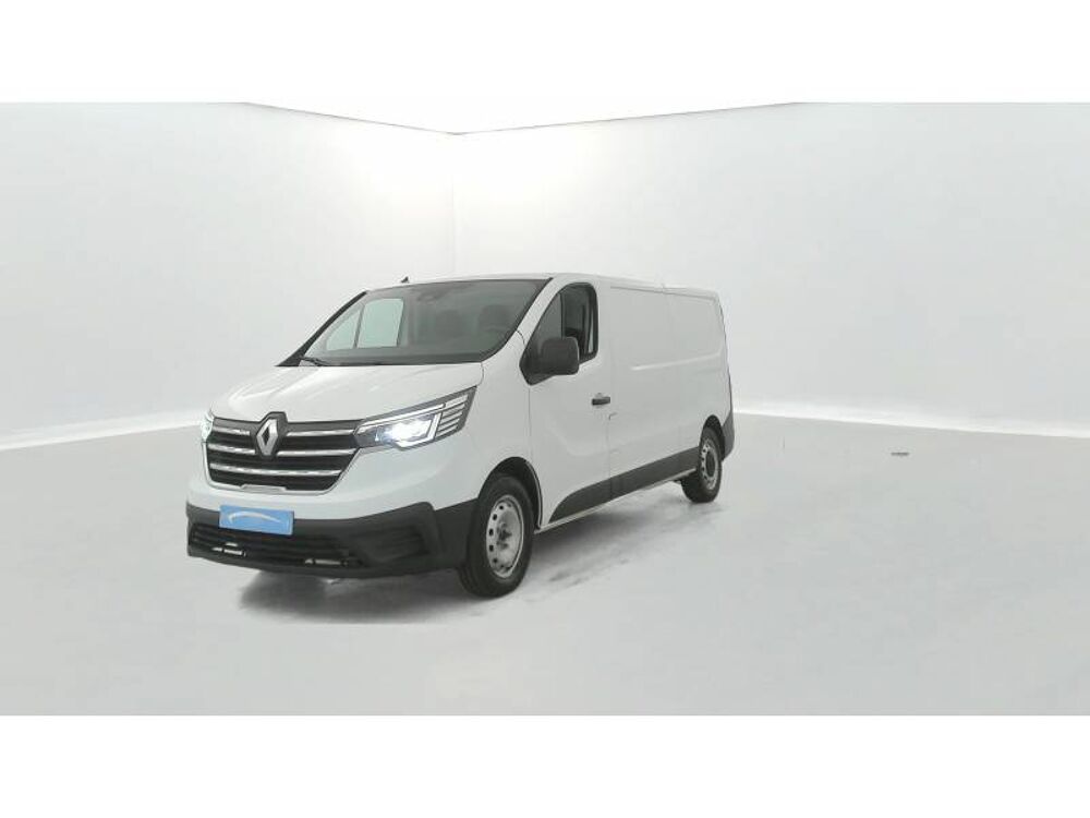 Trafic TRAFIC FGN L2H1 3000 KG BLUE DCI 130 GRAND CONFORT 2022 occasion 29000 Quimper