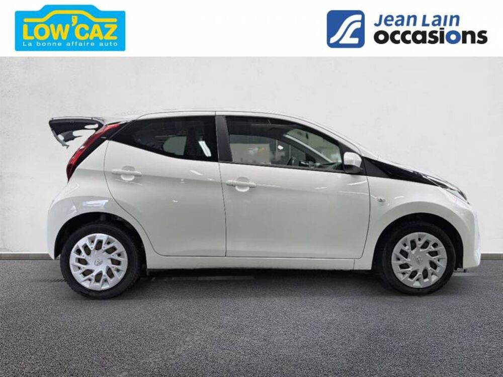 Aygo 1.0 VVT-i x-shift x-play 2019 occasion 73490 La Ravoire