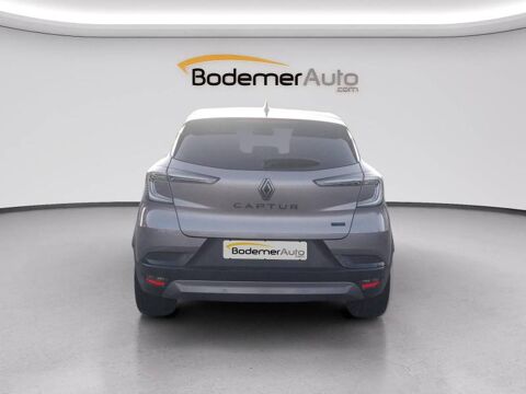 Captur E-Tech full hybrid 160 ch esprit Alpine 2025 occasion 22000 Saint-Brieuc
