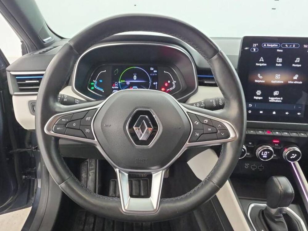 Clio E-Tech 140 - 21 Premi&egrave;re Edition 2021 occasion 29900 Concarneau