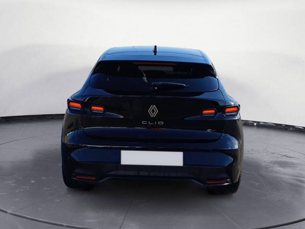 Clio E-Tech full hybrid 160 ch Techno 2026 occasion 29270 Carhaix-Plouguer