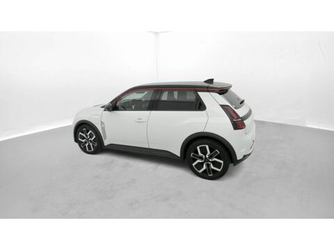 R5 Renault 5 E-Tech Electrique 150 ch autonomie confort Techno 2025 occasion 29900 Concarneau