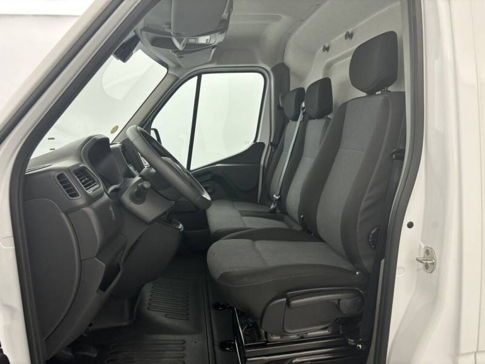 Master MASTER FGN TRAC F3500 L3H3 BLUE DCI 135 CONFORT 2024 occasion 22000 Saint-Brieuc