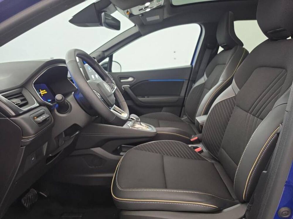Symbioz E-Tech full hybrid 145 Iconic 2025 occasion 14200 H&eacute;rouville-Saint-Clair