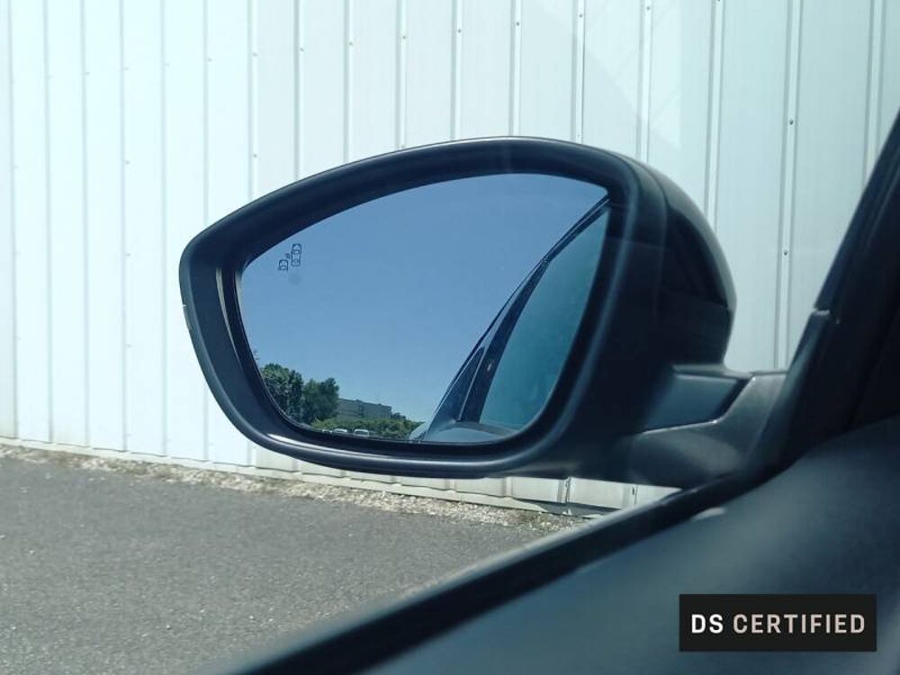 DS3 Crossback BlueHDi 130 EAT8 Connected Chic 2021 occasion 38300 Bourgoin-Jallieu