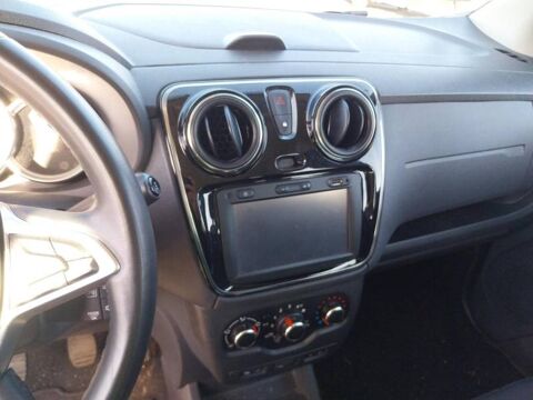 Lodgy dCI 110 7 places Stepway 2017 occasion 29900 Concarneau