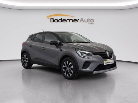 Captur E-Tech full hybrid 145 Evolution 2023 occasion 29000 Quimper