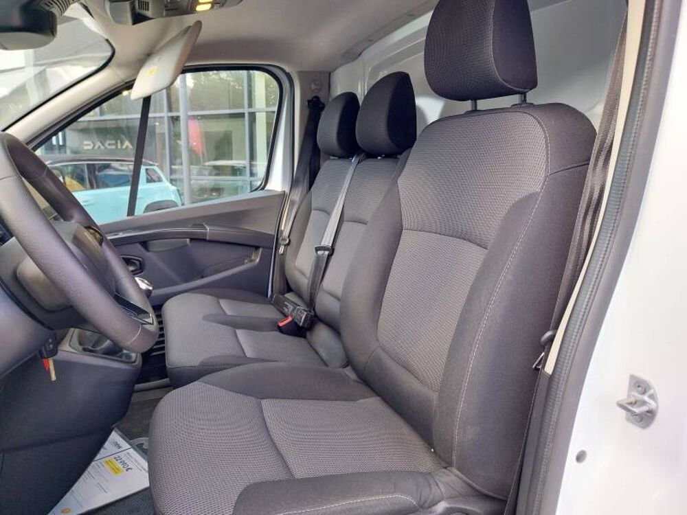 Trafic TRAFIC FG BLUE DCI 130 L1H1 3T GSR2 ADVANCE 2024 occasion 61200 Argentan