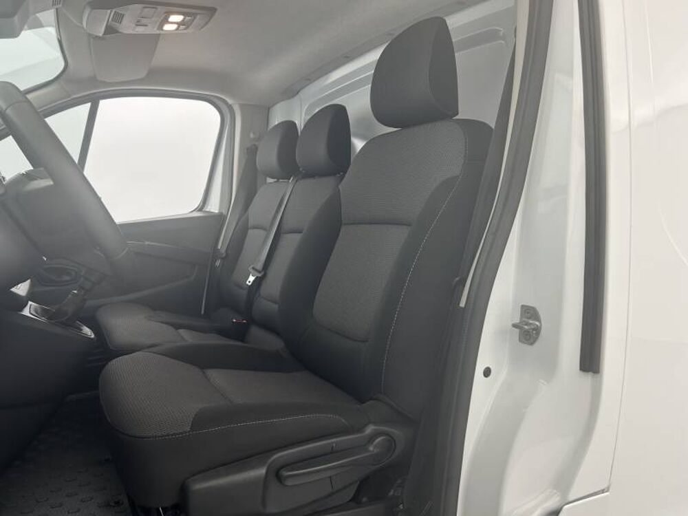 Trafic TRAFIC FG BLUE DCI 130 L1H1 3T GSR2 ADVANCE 2024 occasion 29900 Concarneau