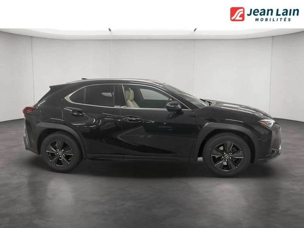 UX 250h 2WD Luxe 2023 occasion 38130 &Eacute;chirolles
