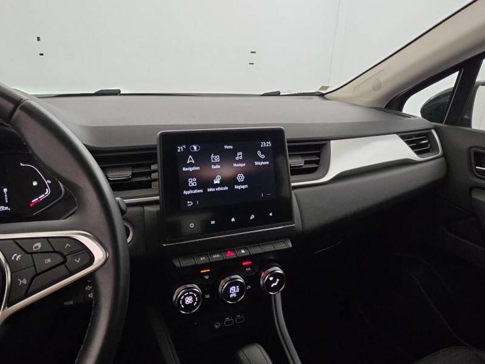 Captur E-Tech full hybrid 145 Evolution 2023 occasion 29000 Quimper