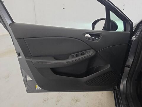 Clio E-Tech full hybrid 145 Engineered 2023 occasion 29000 Quimper