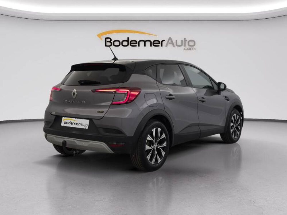 Captur E-Tech full hybrid 145 Evolution 2023 occasion 29000 Quimper