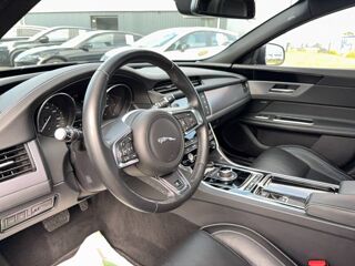 XF 2.0 D - 180 ch BVA Prestige 2017 occasion 50100 Cherbourg-en-Cotentin