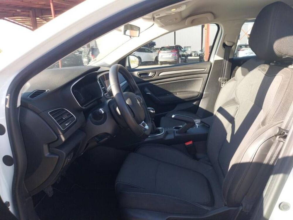 M&eacute;gane Megane IV Berline Blue dCi 115 Evolution 2022 occasion 22600 Loud&eacute;ac