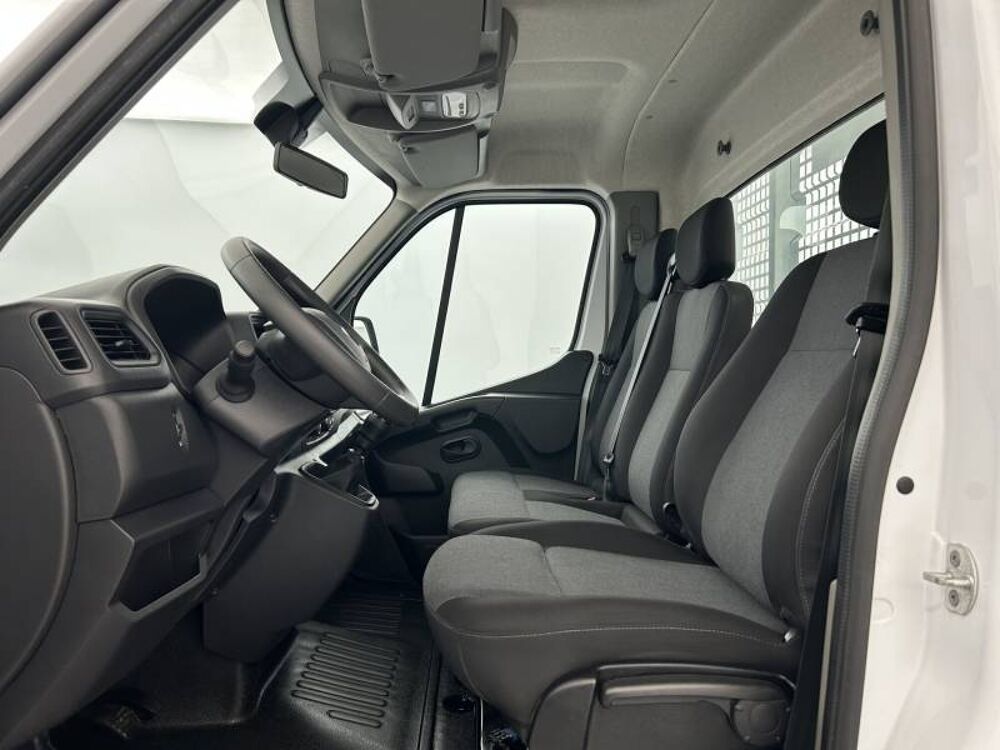 Master MASTER CC PROP RJ3500 L2 PAFC BLUE DCI 130 EURO VI CONFORT 2024 occasion 22000 Saint-Brieuc