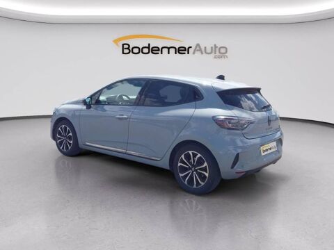 Clio E-Tech full hybrid 145 Techno 2023 occasion 22600 Loud&eacute;ac