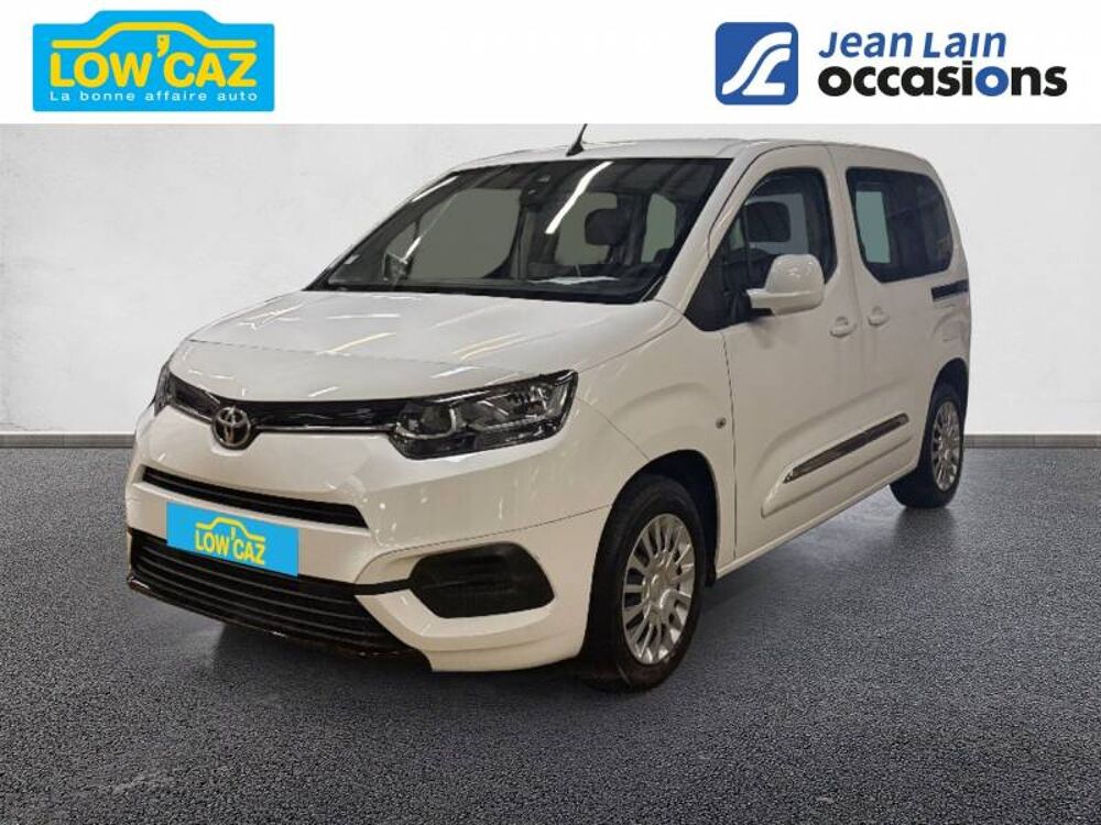 Proace city Proace City Verso Medium 1.2L 110 VVT-i BVM6 Dynamic 2021 occasion 38360 Sassenage