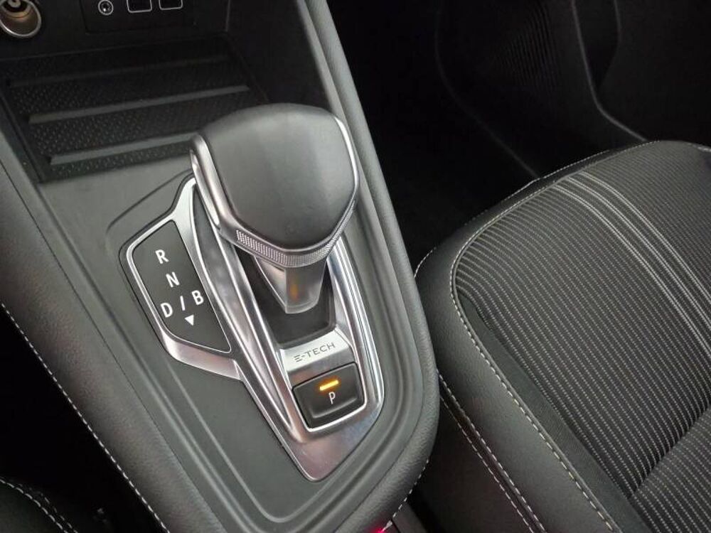 Captur E-Tech full hybrid 145 Engineered 2023 occasion 22200 Guingamp