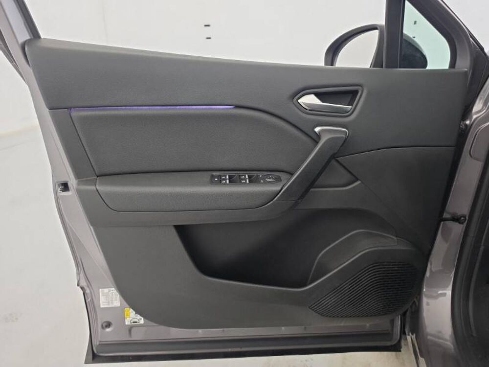 Captur mild hybrid 140 Techno fast track 2023 occasion 56850 Caudan