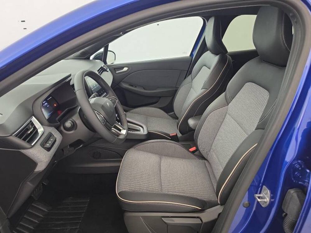 Clio E-Tech full hybrid 145 ch GSR2 Techno 2025 occasion 22200 Guingamp
