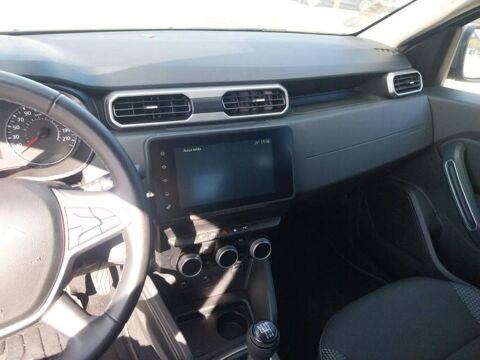 Duster Blue dCi 115 4x2 Journey 2023 occasion 29900 Concarneau