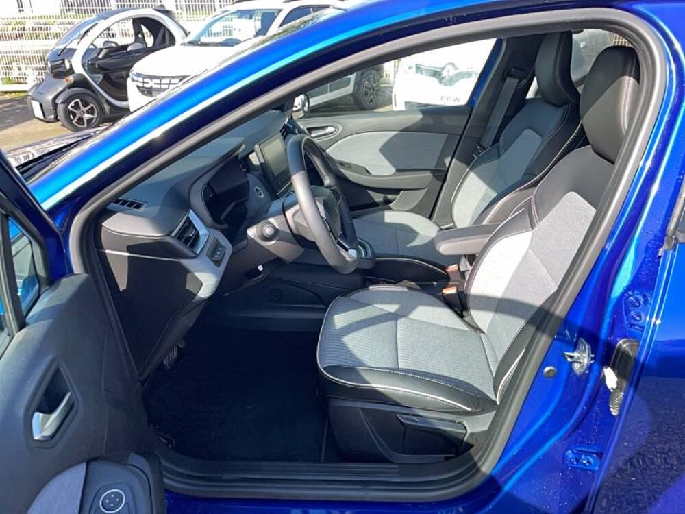Clio E-Tech full hybrid 145 ch GSR2 Techno 2025 occasion 56800 Plo&euml;rmel