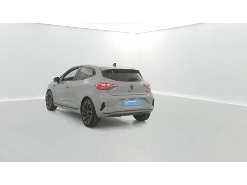 Clio E-Tech full hybrid 145 Esprit Alpine 2023 occasion 50000 Saint-L&ocirc;