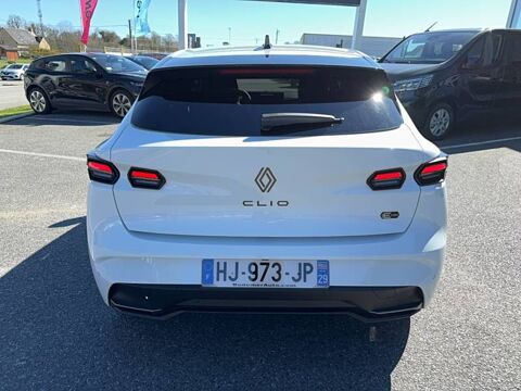 Clio E-Tech full hybrid 160 ch esprit Alpine 2026 occasion 29900 Concarneau