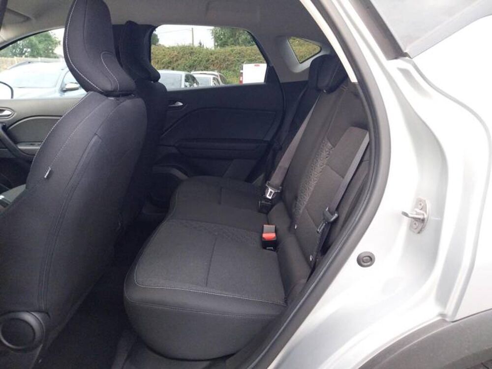 Captur TCe 90 Evolution 2024 occasion 29200 Brest