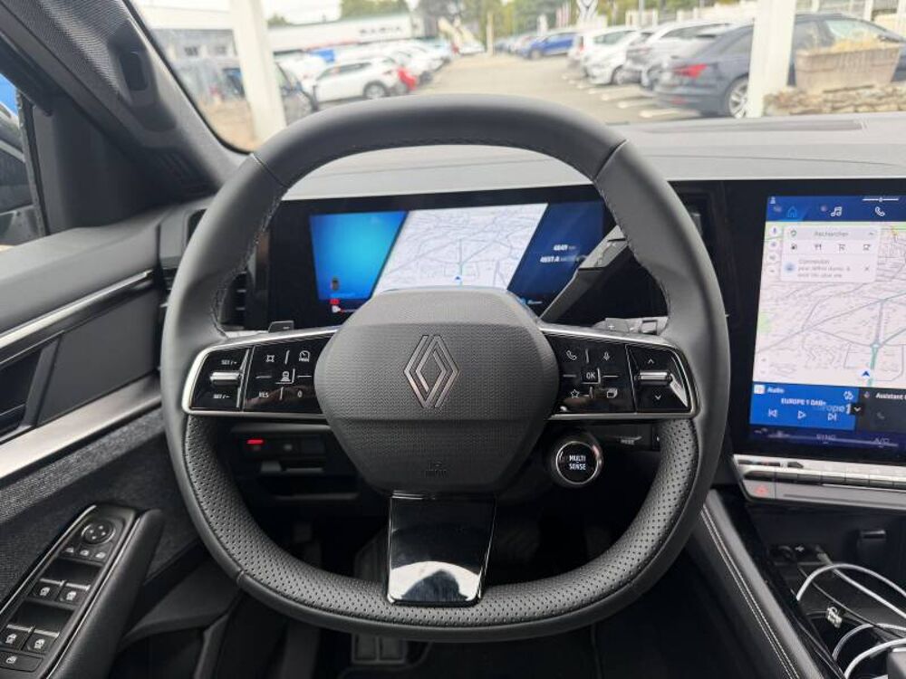 Espace full hybrid E-Tech 200 ch 7pl Techno 2026 occasion 56800 Plo&euml;rmel