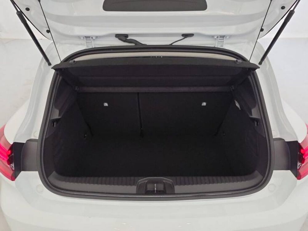 Clio E-Tech full hybrid 145 Equilibre 2023 occasion 29900 Concarneau
