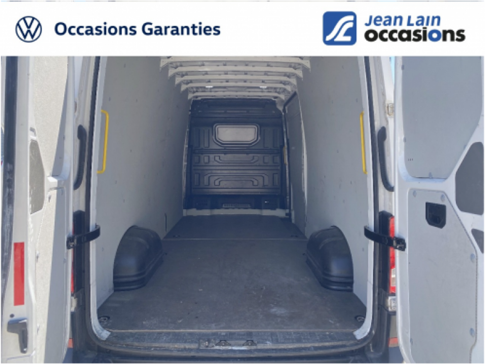 Crafter CRAFTER VAN 35 L4H3 2.0 TDI 140 CH BVA 2023 occasion 74700 Sallanches