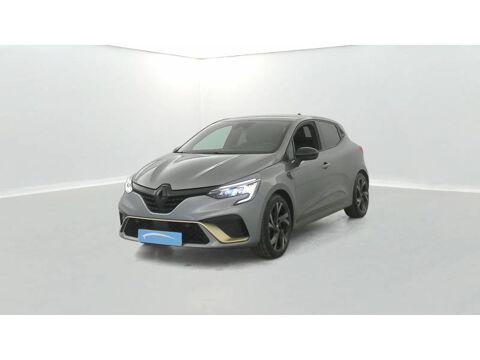 Renault Clio E-Tech hybride 145 Engineered 2023 occasion Alen&ccedil;on 61000