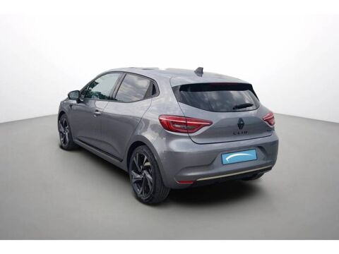 Clio E-Tech full hybrid 145 Engineered 2023 occasion 14200 H&eacute;rouville-Saint-Clair