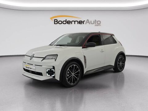 Renault R5 Renault 5 E-Tech Electrique 150 ch autonomie confort Iconic 2025 occasion Caudan 56850