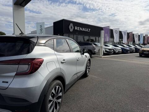 Captur E-Tech full hybrid 145 Evolution 2023 occasion 22200 Guingamp