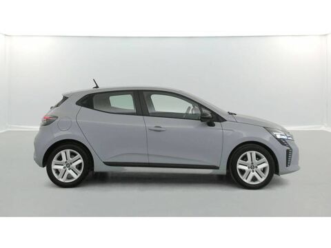Clio E-Tech full hybrid 145 Evolution 2025 occasion 56400 Auray