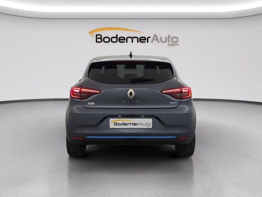 Clio E-Tech 140 - 21 Premi&egrave;re Edition 2021 occasion 29900 Concarneau