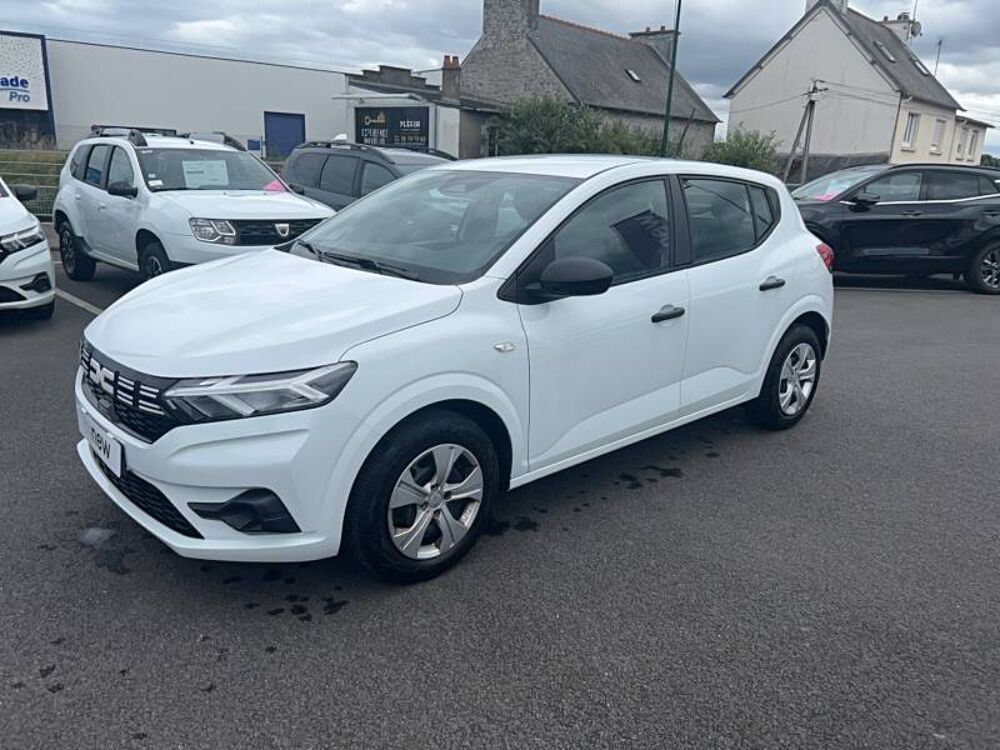 Sandero SCe 65 Essential 2024 occasion 22000 Saint-Brieuc